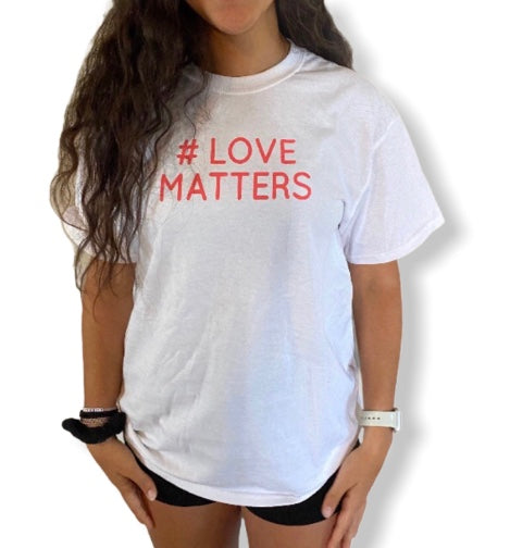 LOVE MATTERS - Unisex White Soft style T-shirt